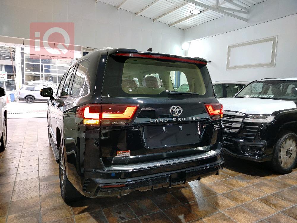 تويوتا لاندكروزر